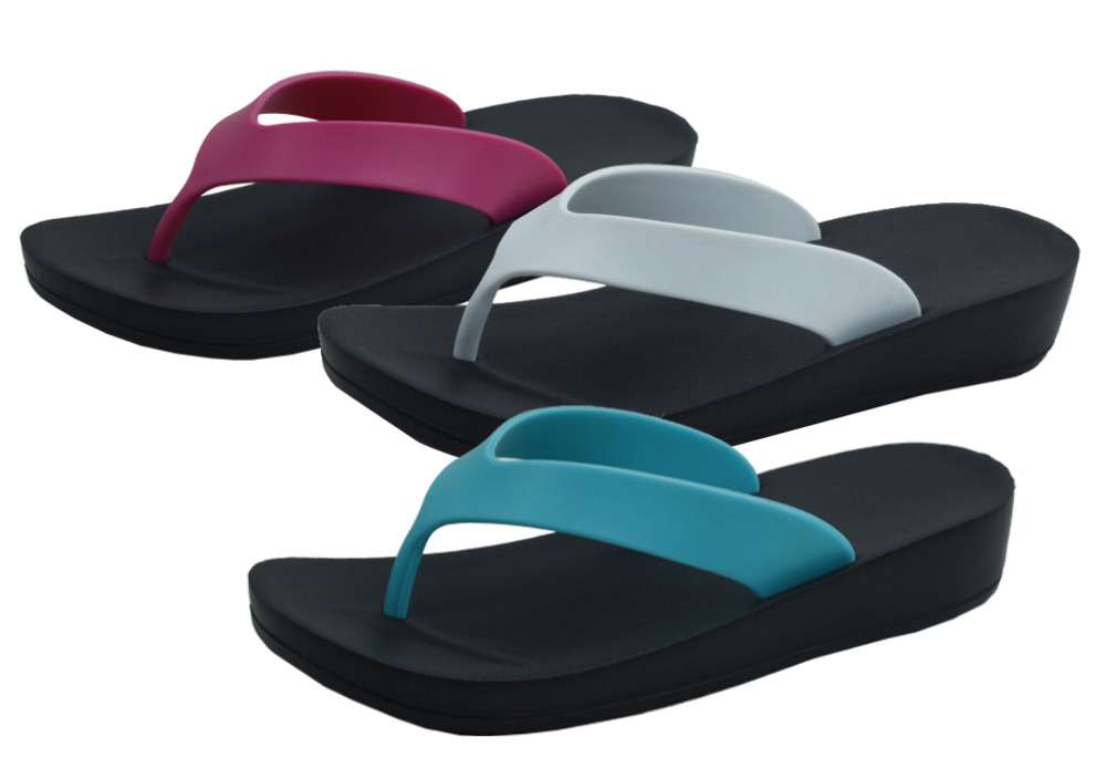 Womens comfort bold thong strap wedge sandals